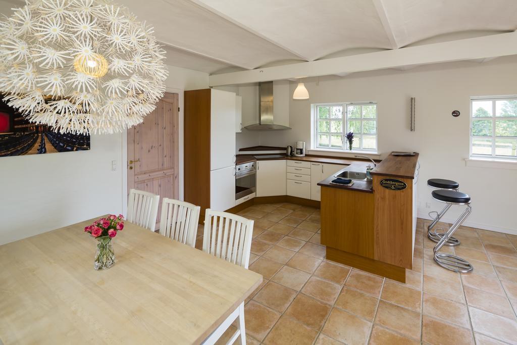 Pedersminde Guesthouse Фреденсборг Екстериор снимка